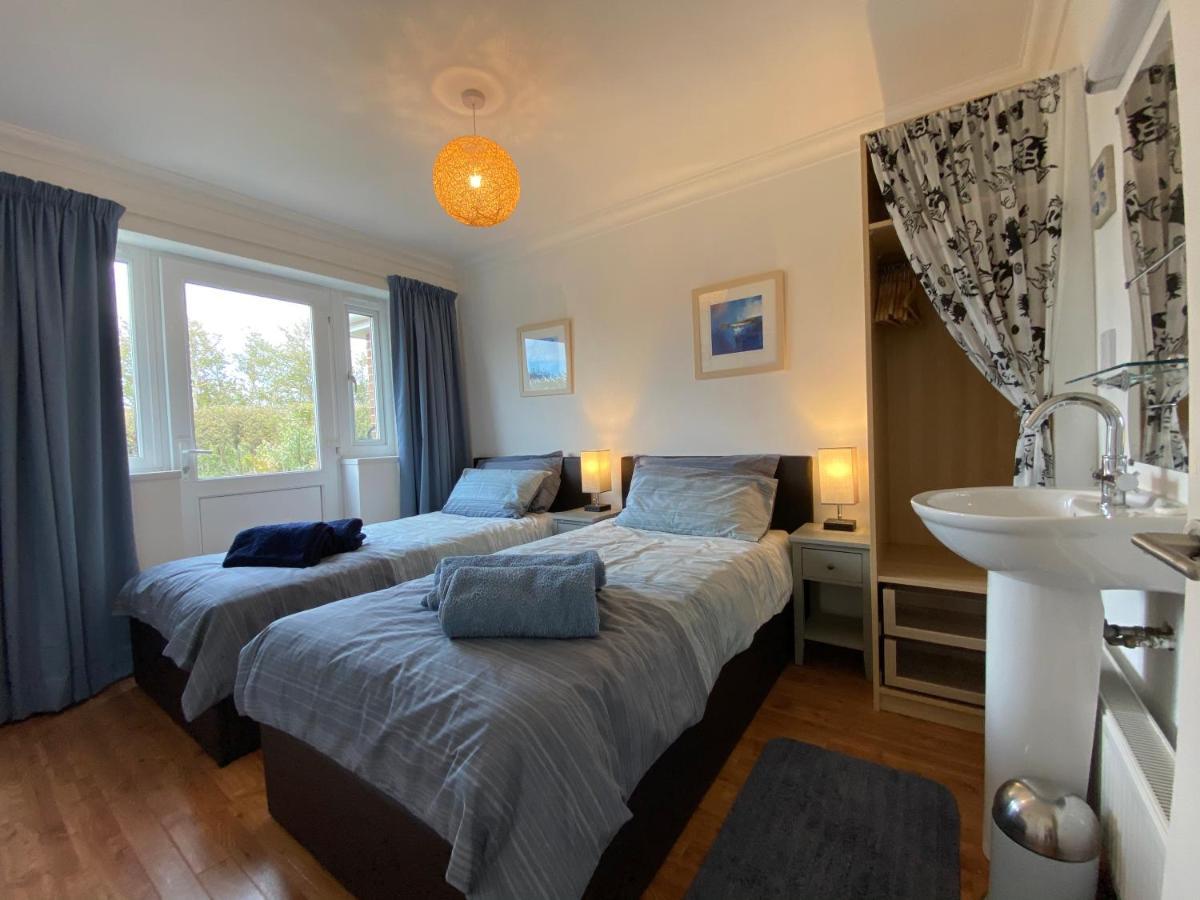 Bayview Self-Catering Coastal Bungalow In Rural West Wight Freshwater Buitenkant foto