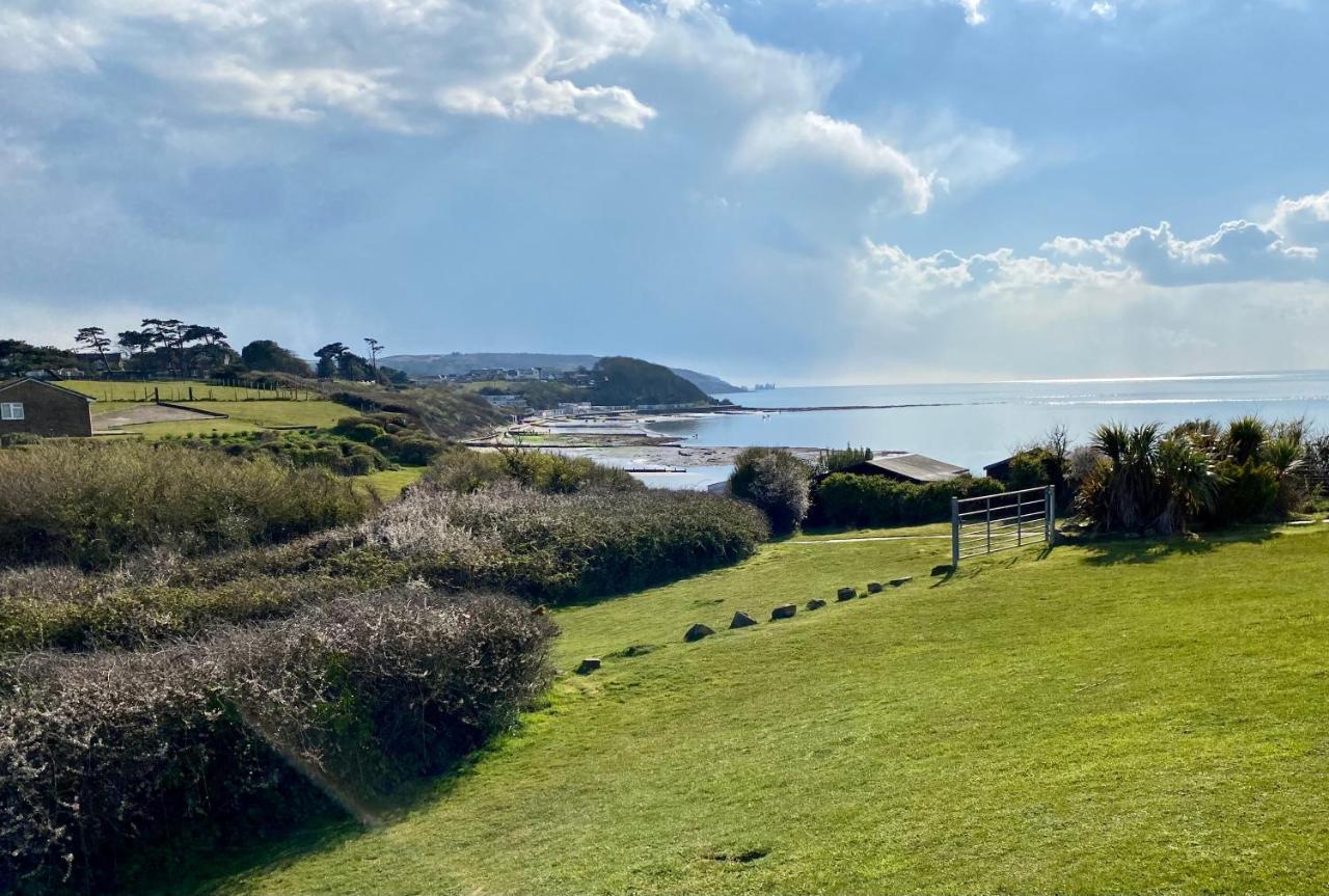Bayview Self-Catering Coastal Bungalow In Rural West Wight Freshwater Buitenkant foto